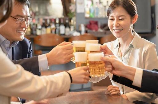 既婚者合コンに出没するモンスター